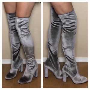 Steve Madden Size 6 OTK Grey Velvet Boots